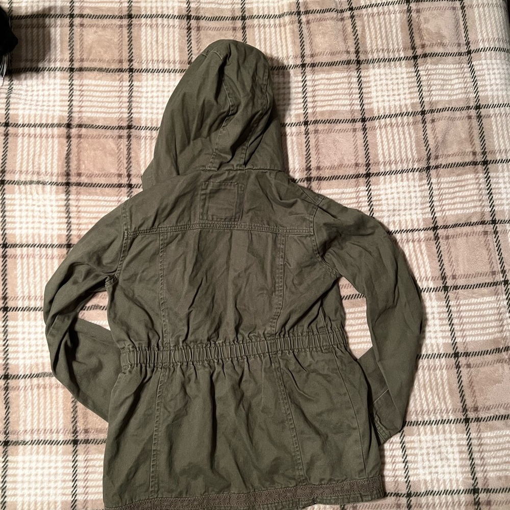 Light coat - Picture 2 of 3